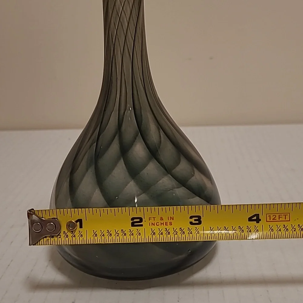 Vintage Handblown Spiral Pattern Glass Vase